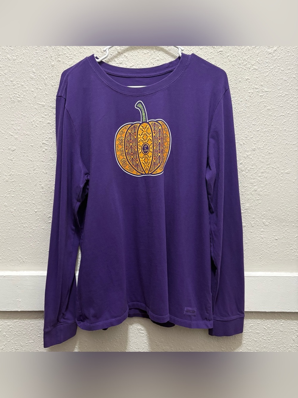 Life is Good Purple Pumpkin Long Sleeve Crusher Tee Size XL